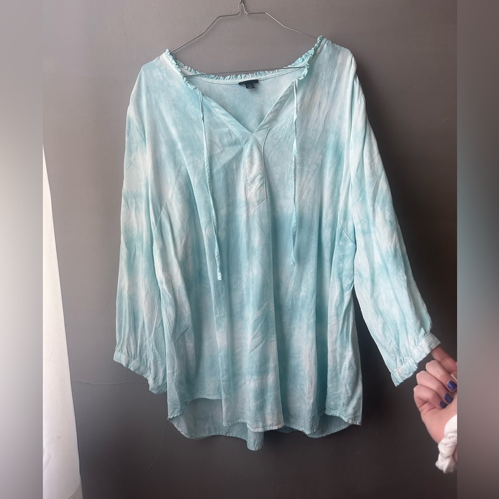 Torrid long sleeve top size 1